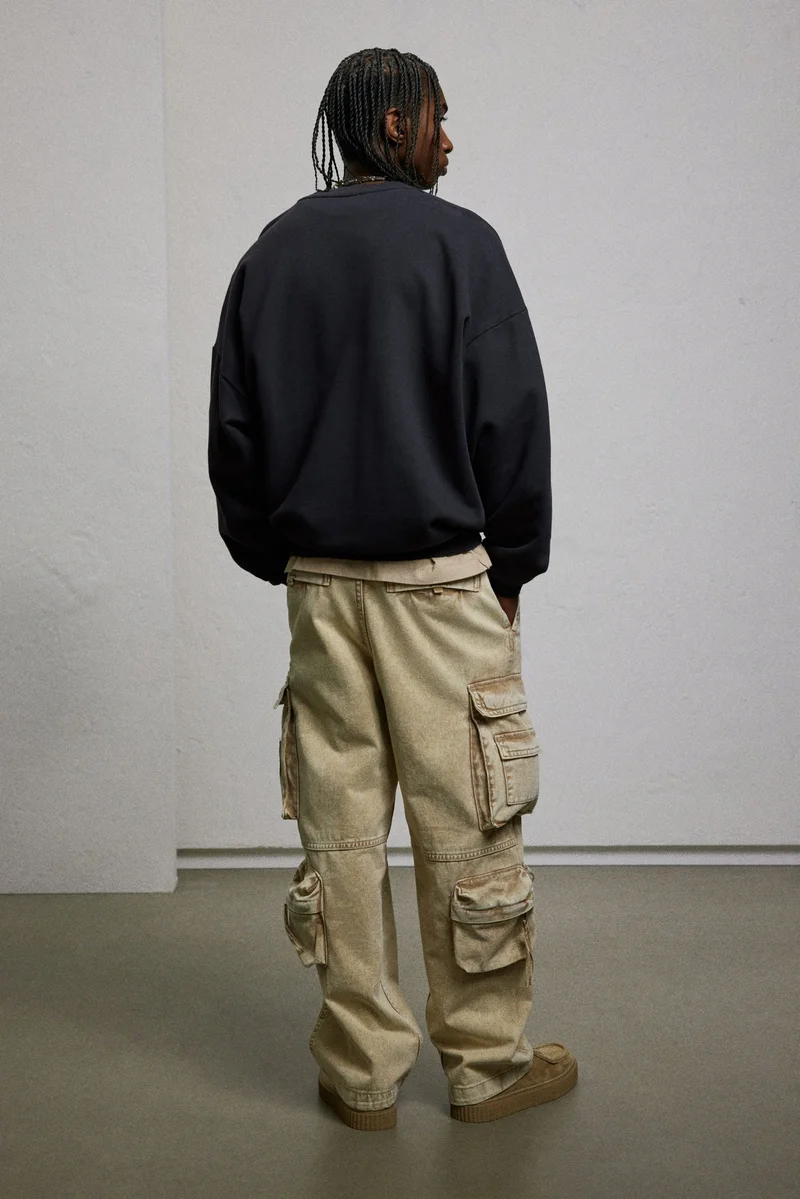 اتش اند ام سويت شيرت بقصّة فضفاضة